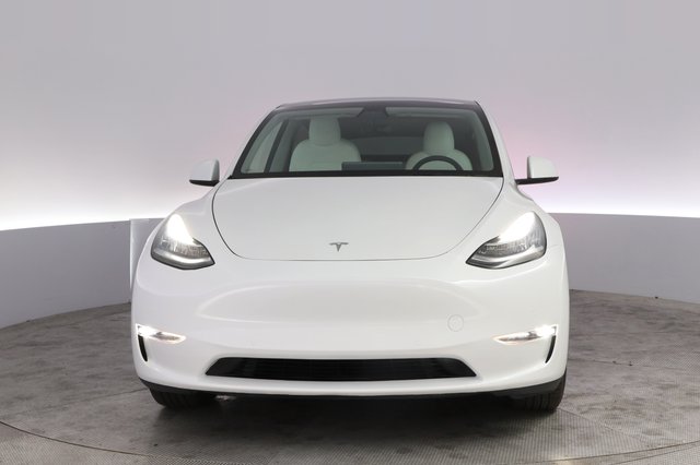 2021 Tesla Model Y — photo 9 of 21