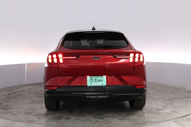 2022 Ford Mustang Mach-E