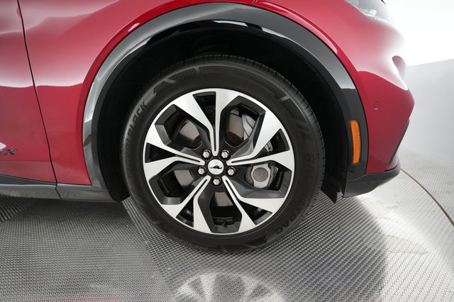 2022 Ford Mustang Mach-E — photo 15 of 25