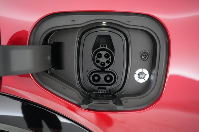 2022 Ford Mustang Mach-E — photo 8 of 25