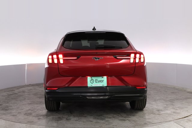 2022 Ford Mustang Mach-E — photo 12 of 25