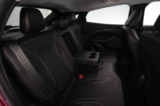 2022 Ford Mustang Mach-E — photo 4 of 25