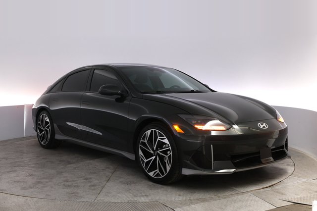 2023 Hyundai IONIQ 6 — photo 10 of 21