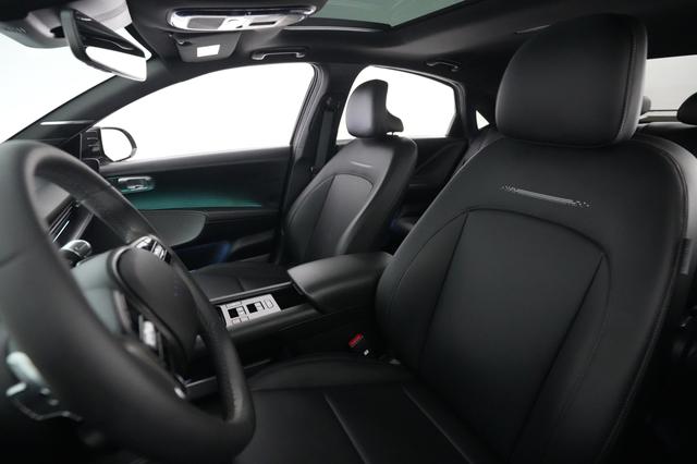 2023 Hyundai IONIQ 6 — photo 3 of 25