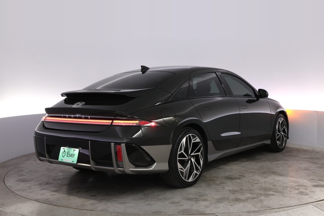 2023 Hyundai IONIQ 6