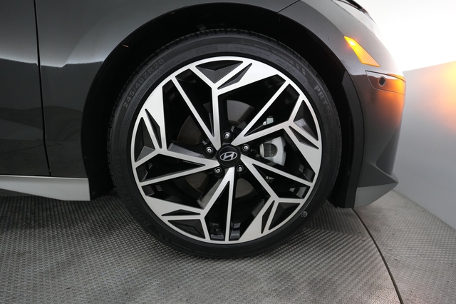 2023 Hyundai IONIQ 6