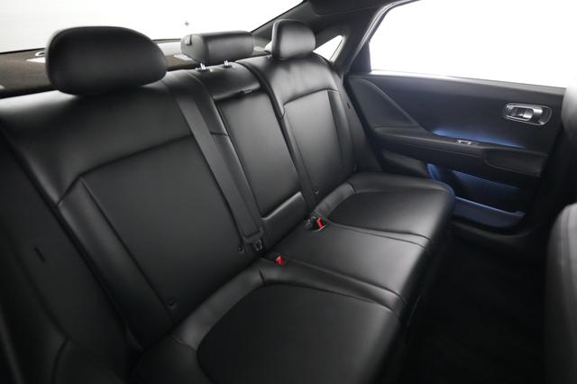 2023 Hyundai IONIQ 6 — photo 4 of 25