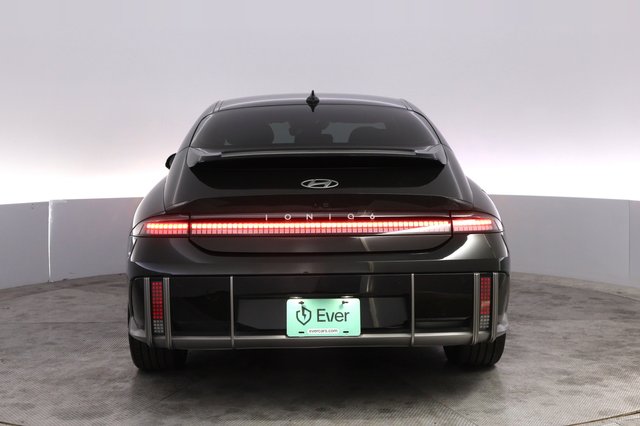 2023 Hyundai IONIQ 6 — photo 12 of 25