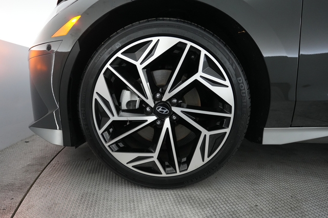 2023 Hyundai IONIQ 6