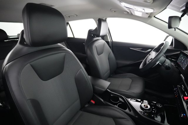 2023 Kia Niro EV — photo 18 of 26