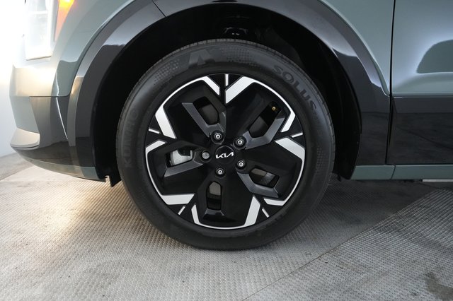 2023 Kia Niro EV — photo 15 of 26