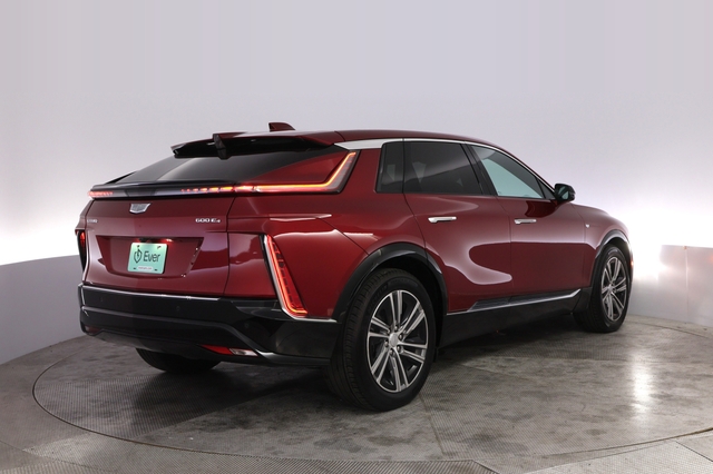 2024 Cadillac Lyriq