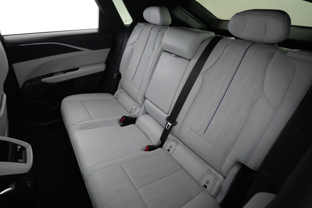 2024 Cadillac Lyriq