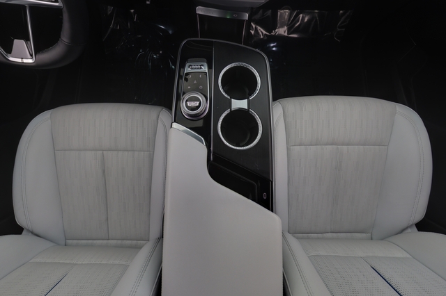 2024 Cadillac Lyriq
