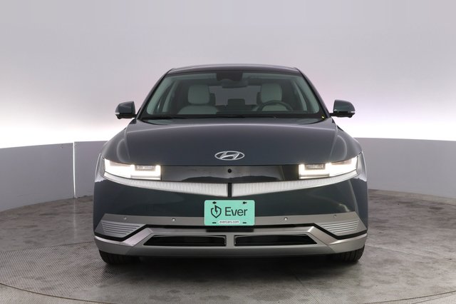 2024 Hyundai IONIQ 5 — photo 9 of 24