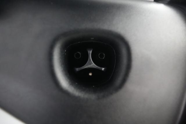 2021 Tesla Model Y — photo 8 of 27