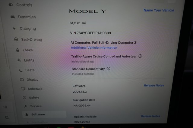 2023 Tesla Model Y — photo 5 of 22