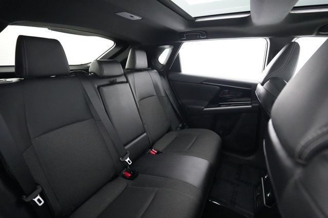 2023 Toyota bZ4X — photo 4 of 24