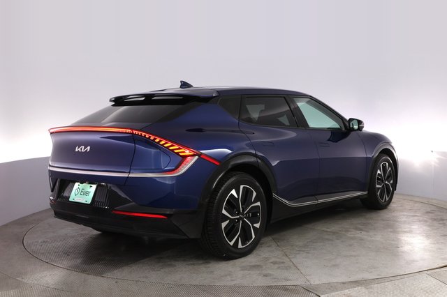 2024 Kia EV6 — photo 2 of 26