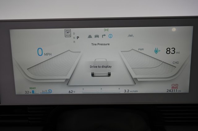 2024 Hyundai IONIQ 5 — photo 5 of 31