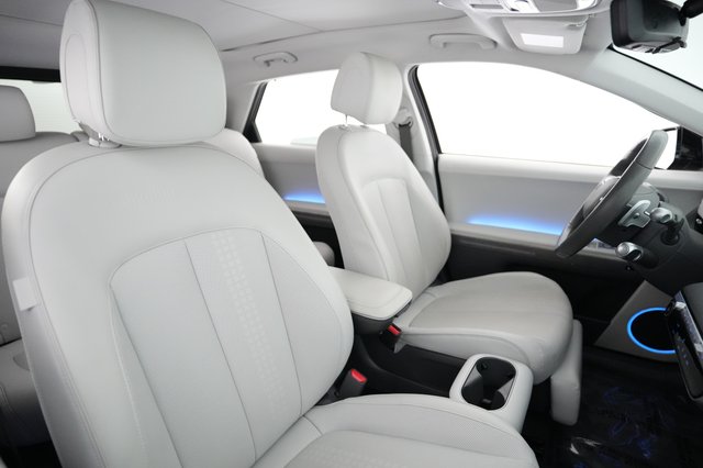 2024 Hyundai IONIQ 5 — photo 18 of 31