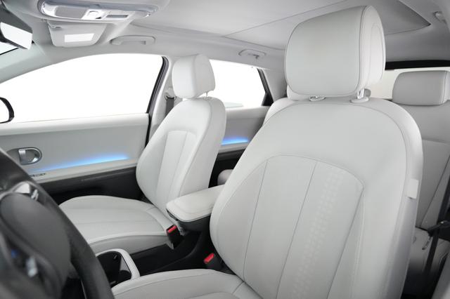 2024 Hyundai IONIQ 5 — photo 3 of 31