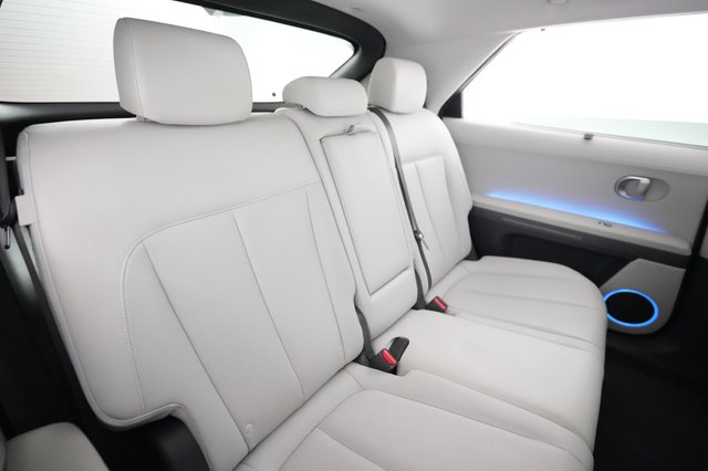 2024 Hyundai IONIQ 5 — photo 4 of 21