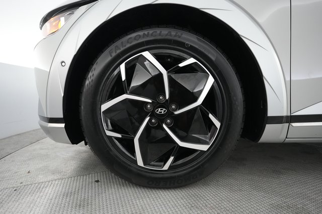 2024 Hyundai IONIQ 5 — photo 15 of 21