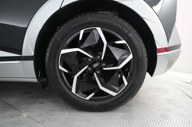 2024 Hyundai IONIQ 5 — photo 7 of 20