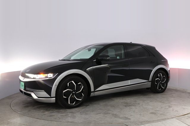 2024 Hyundai IONIQ 5 — photo 14 of 20