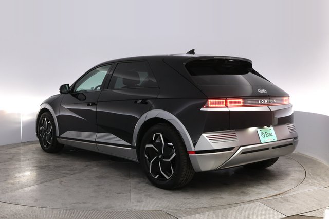2024 Hyundai IONIQ 5 — photo 13 of 20