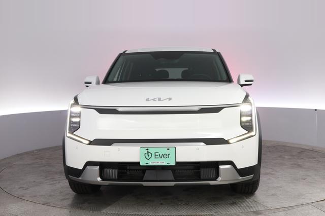 2024 Kia EV9 — photo 9 of 23
