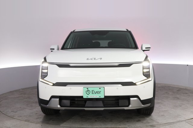 2024 Kia EV9 — photo 9 of 23