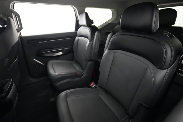 2024 Kia EV9 — photo 19 of 23