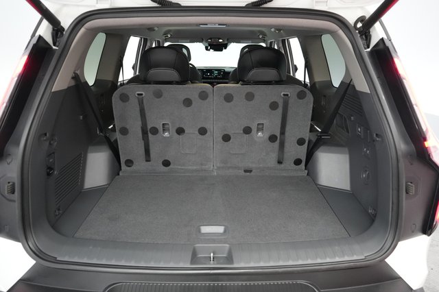 2024 Kia EV9 — photo 6 of 23