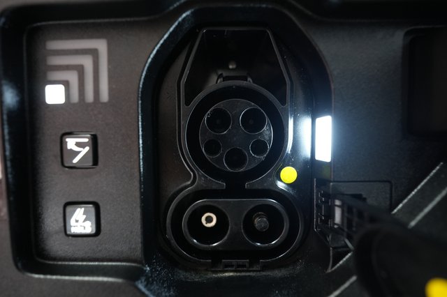 2024 Kia EV9 — photo 8 of 25