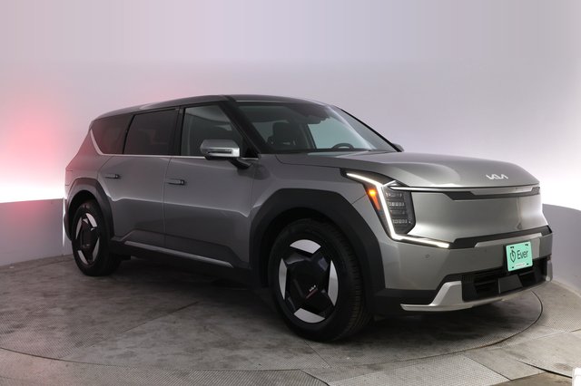 2024 Kia EV9 — photo 10 of 25
