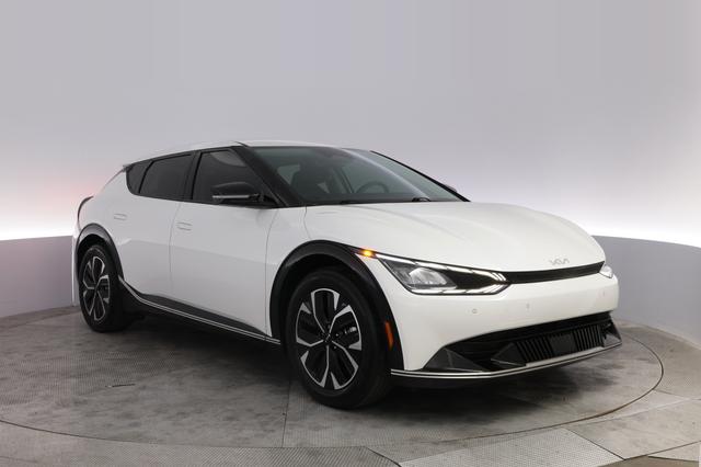 2024 Kia EV6 — photo 10 of 24