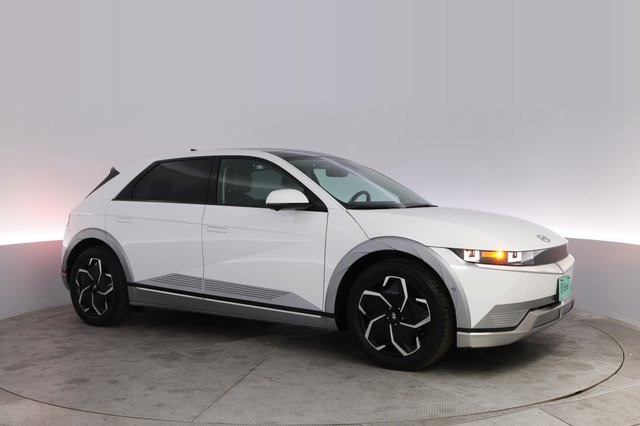 2024 Hyundai IONIQ 5 — photo 11 of 21