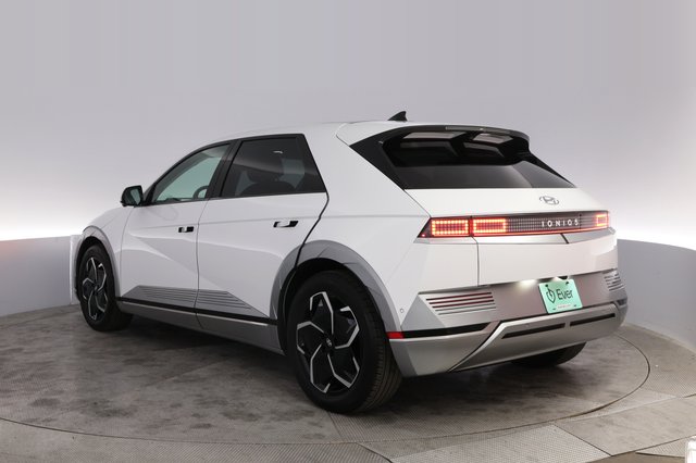 2024 Hyundai IONIQ 5 — photo 2 of 21