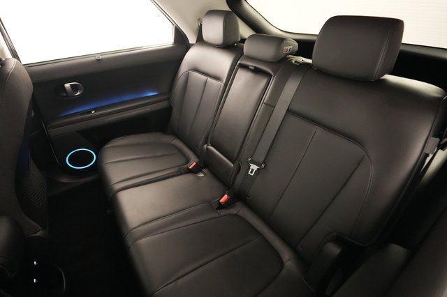 2024 Hyundai IONIQ 5 — photo 17 of 21
