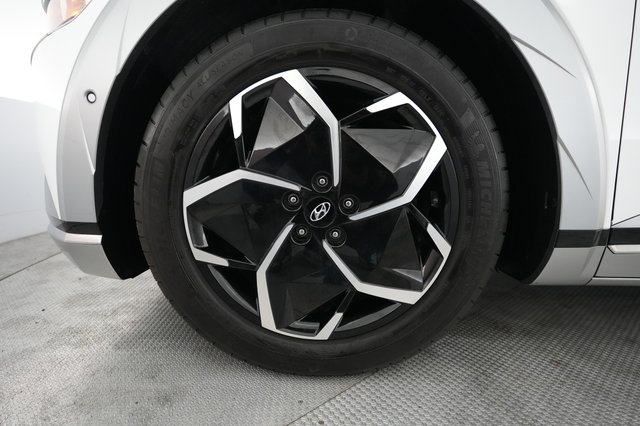 2024 Hyundai IONIQ 5 — photo 7 of 21