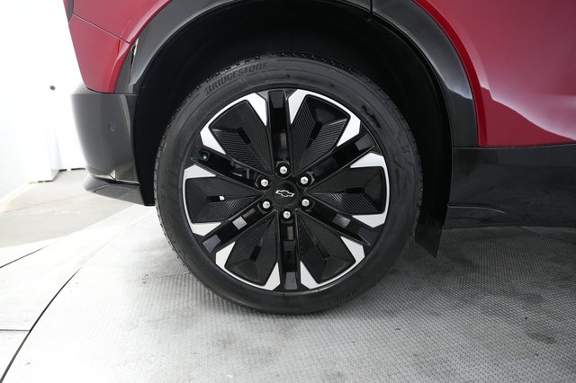 2025 Chevrolet Blazer EV — photo 17 of 23