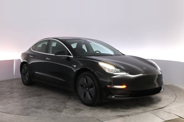2019 Tesla Model 3 — photo 10 of 32