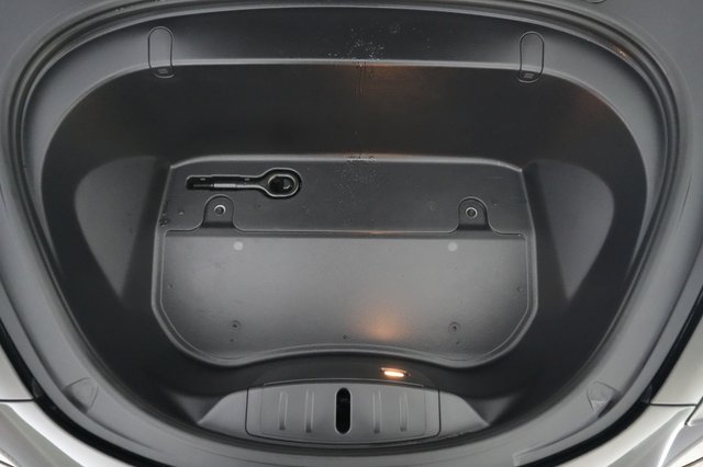 2019 Tesla Model 3 — photo 20 of 32