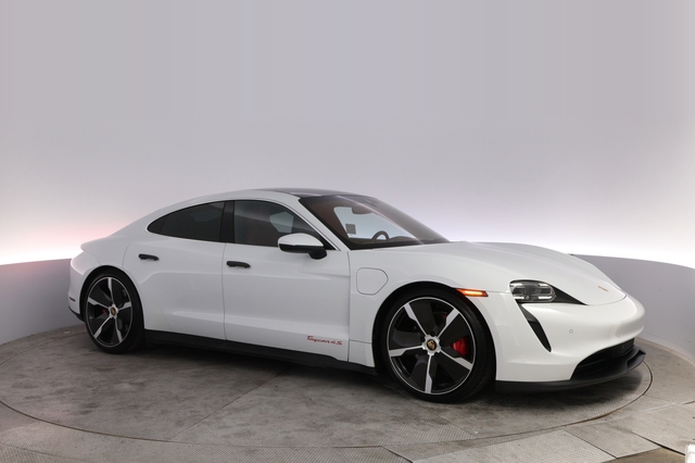 2022 Porsche Taycan