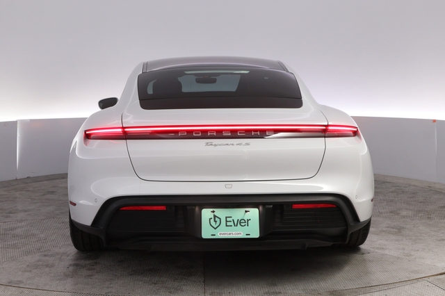 2022 Porsche Taycan