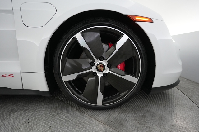 2022 Porsche Taycan