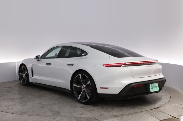 2022 Porsche Taycan