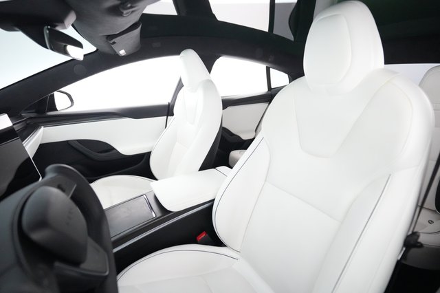 2022 Tesla Model S — photo 3 of 24